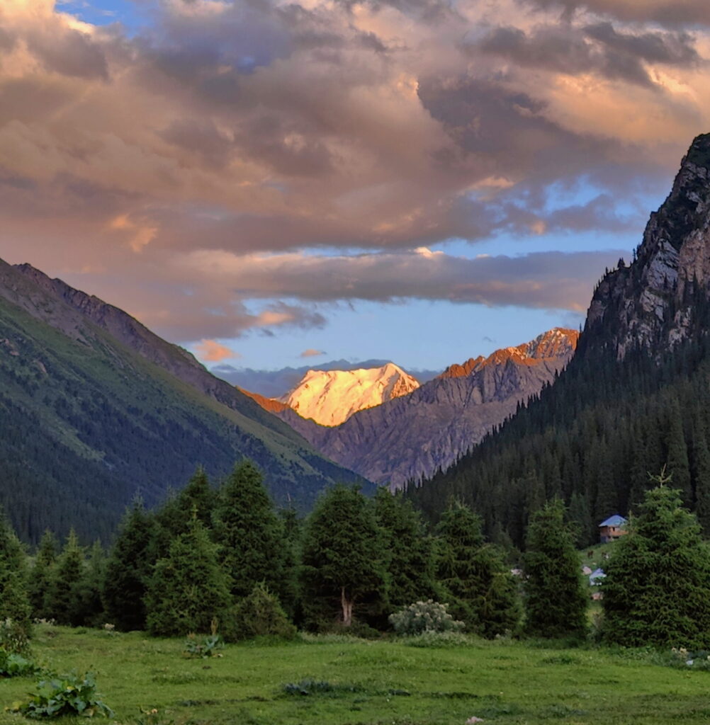 Peak Ak Suu Gorge Altyn Arashan
