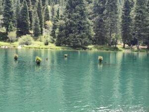 Suttuu blulak lake