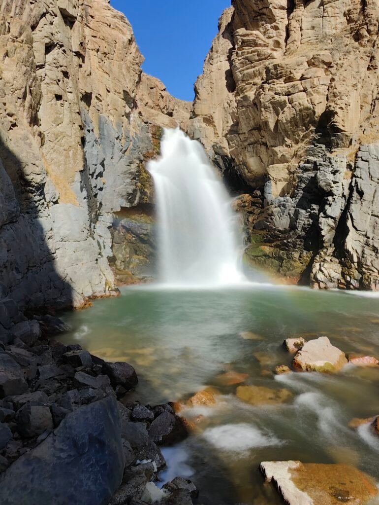 Son Kul Waterfall
